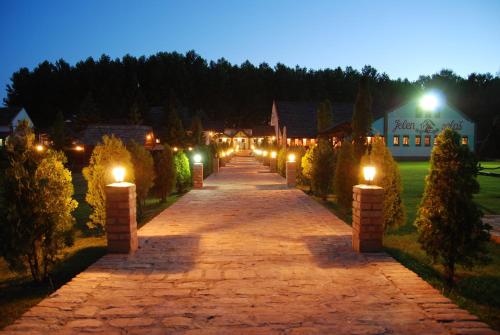 Фотография базы отдыха Jelen salaš