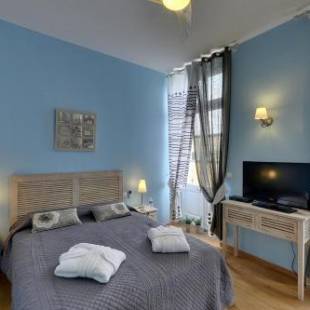 Фотографии мини отеля
Chambres d'hôtes - Bed and Breakfast Les Palmiers