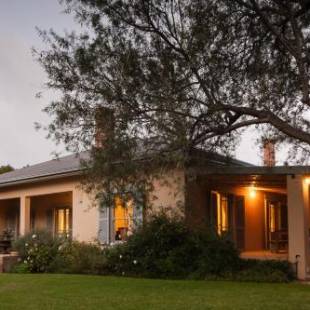 Фотографии гостевого дома
At 85 on Church