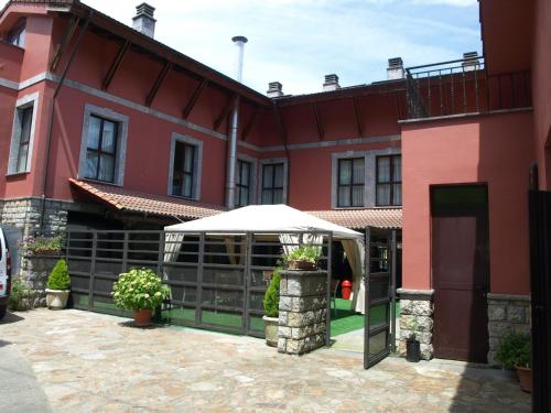 Фотография гостиницы Hotel - Apartamentos Peña Santa