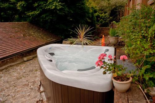 Фотография гостевого дома The Old Stables Charmouth