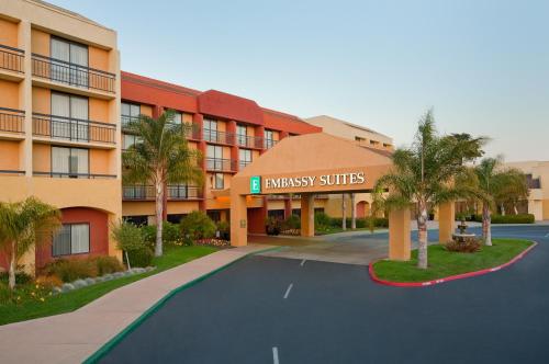 Фотография гостиницы Embassy Suites San Luis Obispo