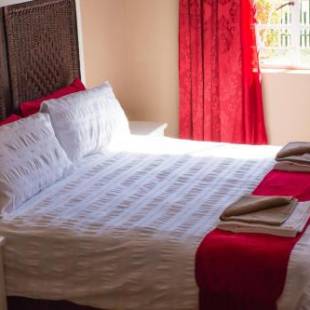 Фотографии гостевого дома
Flamboyant Annex