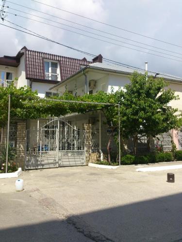 Фотография гостевого дома Надежда на Херсонской