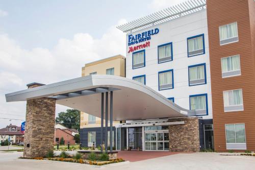 Фотография гостиницы Fairfield Inn & Suites by Marriott Waterloo Cedar Falls