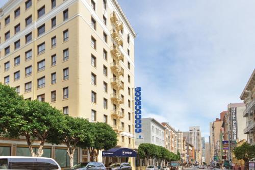 Фотография гостиницы Club Wyndham Canterbury