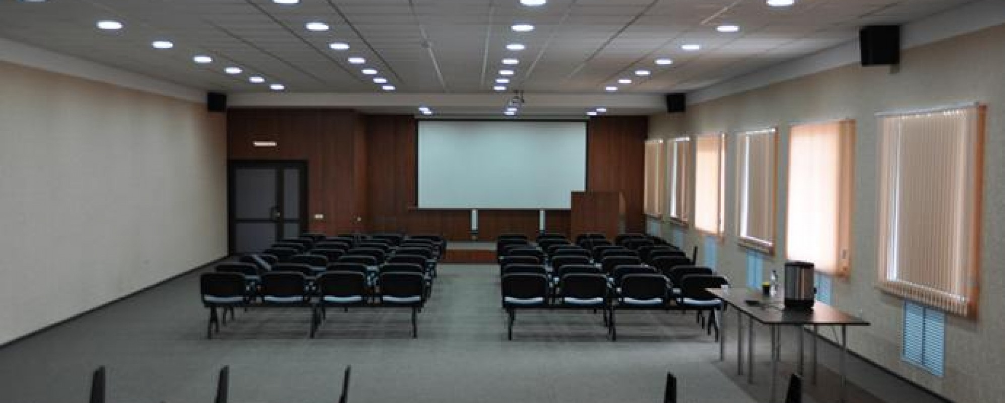 Фотографии конференц-зала Фиеста конференц-зал