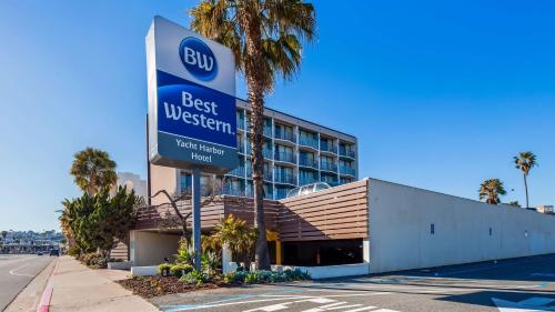 Фотография гостиницы Best Western Yacht Harbor Hotel