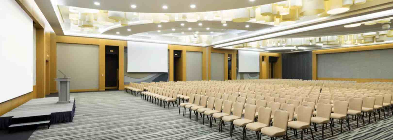 Фотография банкетного зала Ballroom