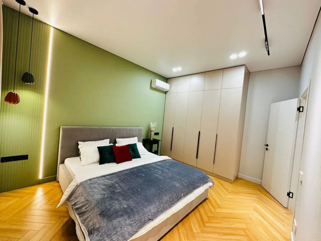 Фотография квартиры Апартаменты Двухкомнатная квартира в районе Меги на Розыбакиева