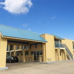 Фотографии мотеля
Americas Best Value Inn Schulenburg