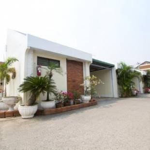 Фотография гостиницы Bualuang HOTEL