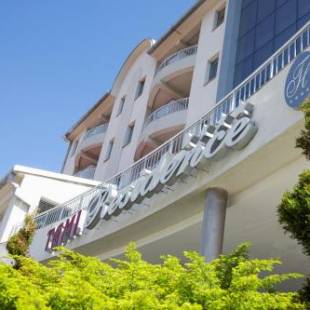 Фотография гостиницы Hotel Tami Residence