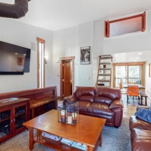 Фотография гостевого дома Pitkin Townhome B1