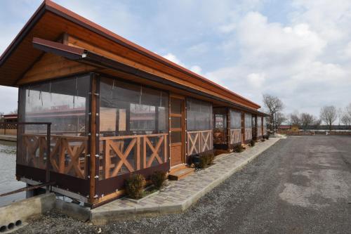 Фотография гостиницы Гостевой комплекс Затерянный остров