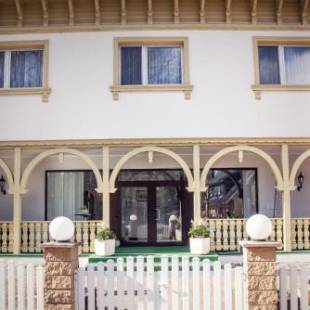 Фотографии гостиницы 
            Hotel Altes Kurhaus