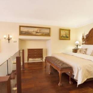 Фотографии гостиницы
Iron Gate Hotel & Suites