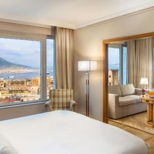 Фотография гостиницы Renaissance Naples Hotel Mediterraneo