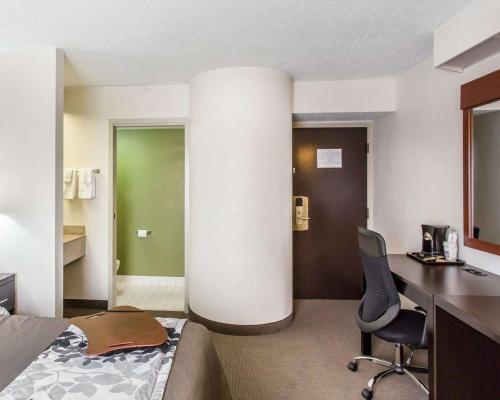 Фотография гостиницы Rodeway Inn