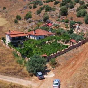 Фотографии гостевого дома
Pontinos Villa