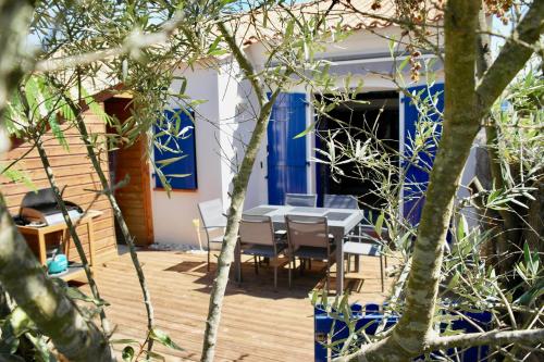 Фотография гостевого дома Le Mas de Saint-Hilaire