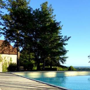 Фотографии гостиницы
Hôtel & restaurant Le Meysset