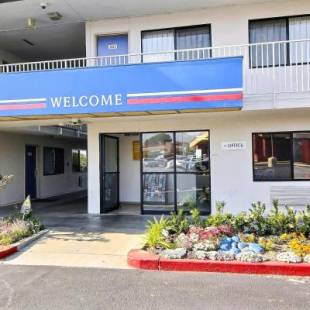 Фотографии гостиницы
Motel 6-Palmdale, CA