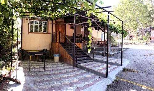 Фотография гостевого дома Тихий дворик