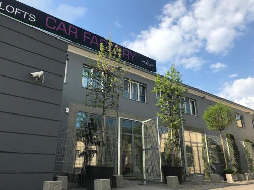 Фотографии хостела
Loft Car Factory