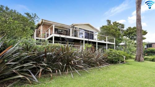 Фотография гостевого дома Tradewinds @ The Bay - all the comforts of home