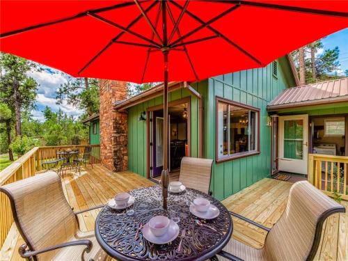 Фотографии гостевого дома
Texas Trio Cabin, 3 Bedrooms, Hot Tub, Fireplace, Sleeps 6