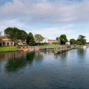 Фотографии гостиницы 
            The Runnymede on Thames