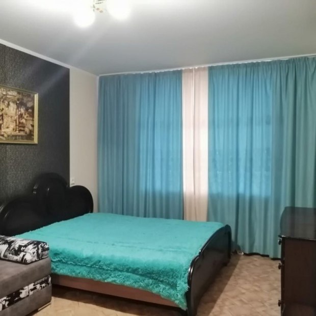 Фотографии квартиры 
            Апартаменты Домашний Очаг наУл Артема 100