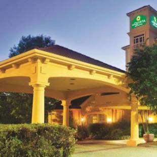 Фотографии гостиницы
La Quinta by Wyndham Charlotte Airport South