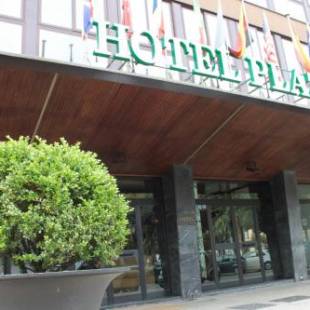 Фотографии гостиницы 
            Hotel Plaza