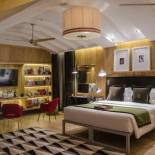 Фотография гостиницы Browns Central Hotel