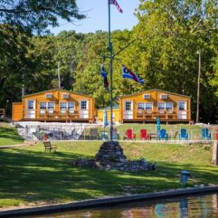 Фотографии гостиницы
Ozark Village Resort & Marina