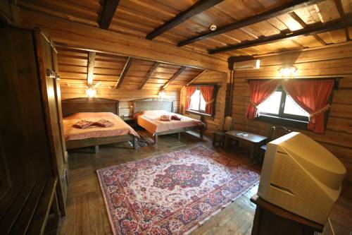 Фотографии мини отеля
Бобровая Хата