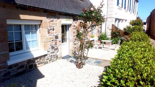 Фотографии гостевого дома
Ty Jeanne, le charme de la pierre au coeur du village