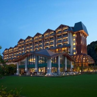 Фотография гостиницы Resorts World Sentosa - Equarius Hotel (SG Clean)