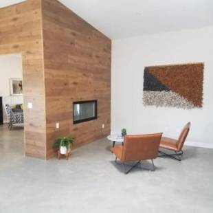 Фотографии гостевого дома
Eclectic Joshua Tree