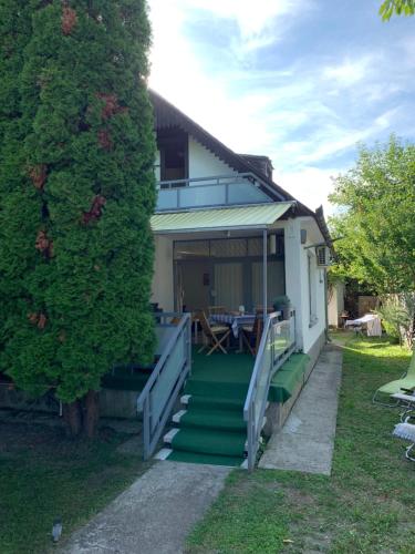 Фотография гостевого дома Nóra Apartman