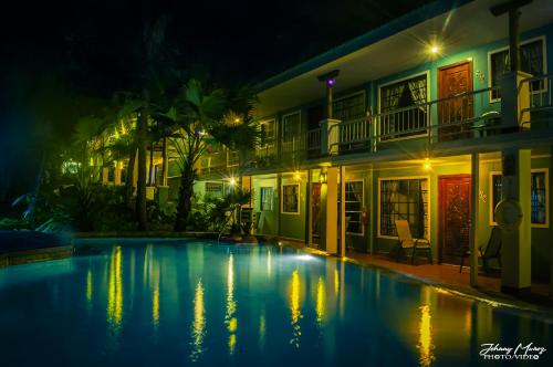 Фотография гостиницы Waterfront Hotel Verde Mar