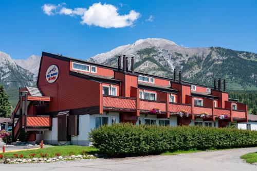 Фотография гостиницы Rocky Mountain Ski Lodge