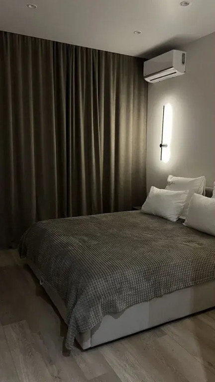 Фотография квартиры Апартаменты на Набережной 75 (211.4)