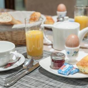 Фотографии гостиницы
Hotel-Restaurant Saint Romain Logis