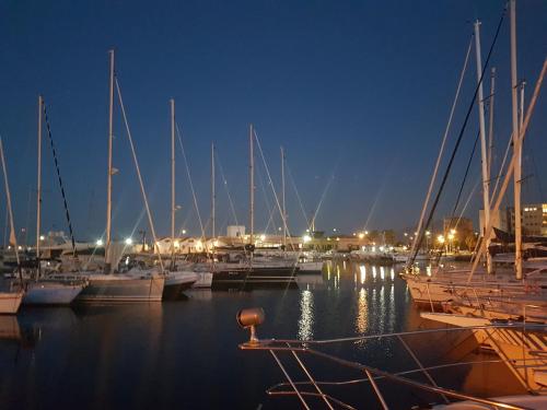 Фотография мини отеля Desirè charming house boat