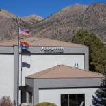 Фотография гостиницы Country Inn & Suites by Radisson, Flagstaff, AZ