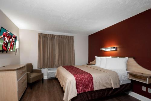 Фотография мини отеля Red Roof Inn Indianapolis - Greenwood