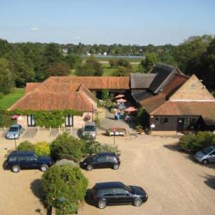 Фотографии гостиницы
Ivy House Country Hotel